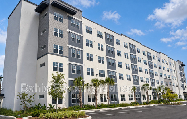 5563 MILLENIA PARK BLVD