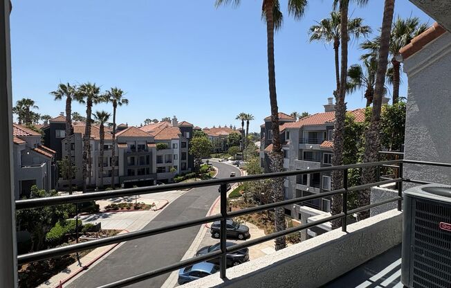 2 beds, 2 baths, 1,013 sqft, $3,500, Unit F-421