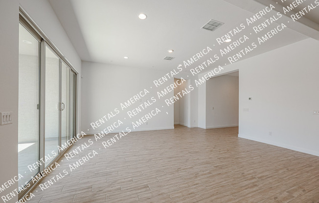 2631 W PECAN RD