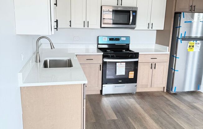 8945 -47 S. Cottage Grove Ave. Chicago, IL 60619