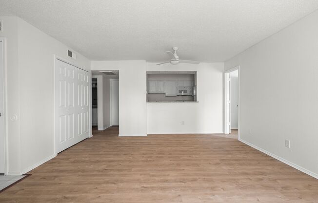 1 bed, 1 bath, 663 sqft, $1,349, Unit 200 Brothers Blvd #7204