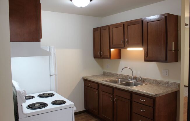 2 beds, 1 bath, $1,049.99