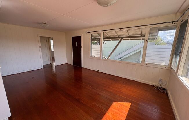 For Rent - 55 Mango St.