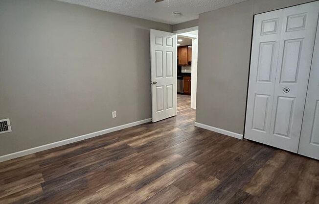 1 bed, 1 bath, 576 sqft, $1,150, Unit 260