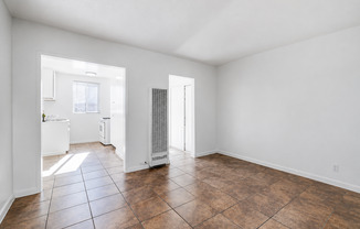 Studio, 1 bath, $1,395