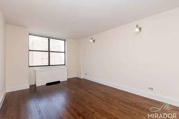 2 beds, 2 baths, $6,000, Unit 17L