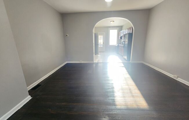 Beautiful 3 Bedroom 1.5 Bathroom East Baltimore Town Home