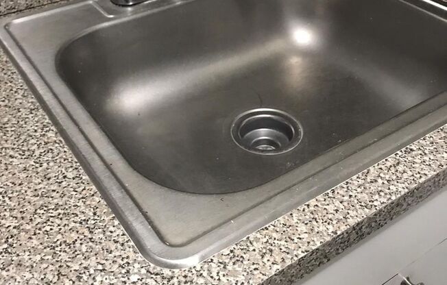 2 beds, 1 bath, 750 sqft, $1,650, Unit 5200-20