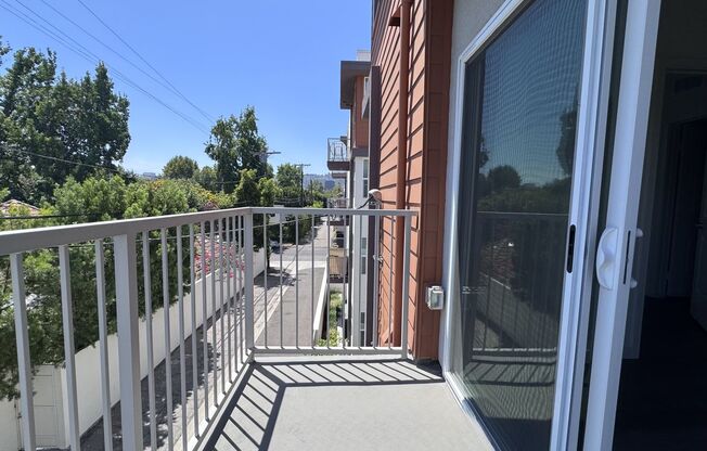 1 bed, 1 bath, 584 sqft, $2,880, Unit 315