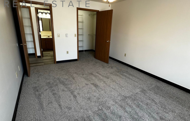 1 bed, 1 bath, 786 sqft, $850, Unit TE218X-219
