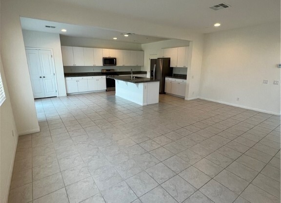 6370 ANGORA PEAK LN