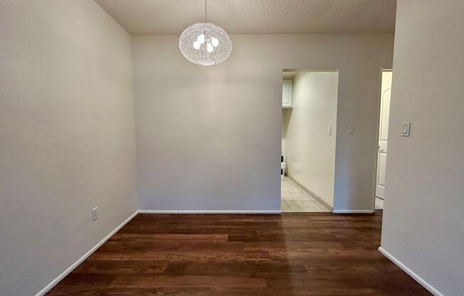 2 beds, 1 bath, 1,000 sqft, $2,195, Unit 613