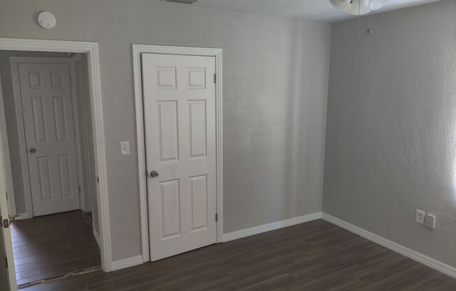 2 beds, 1 bath, $2,050