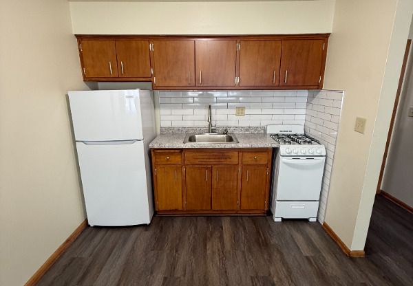 2066 S 74 ST