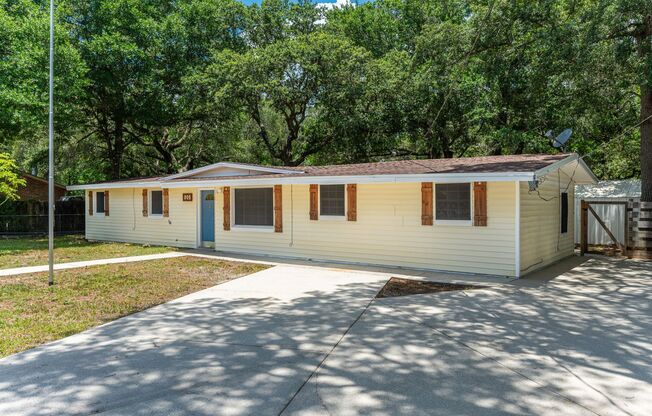 Updated home in Fort Walton Beach!