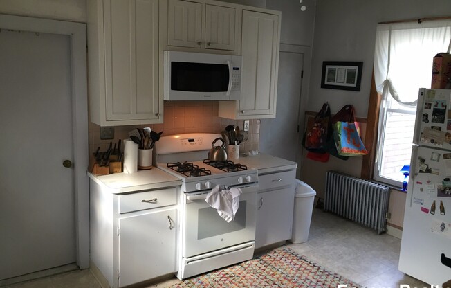 11 Clarendon Ave # 2
