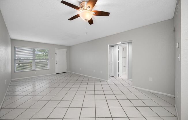 2 beds, 1 bath, 850 sqft, $1,500, Unit C212