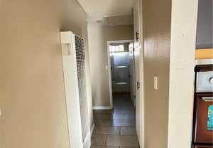 3 beds, 1 bath, 950 sqft, $3,300