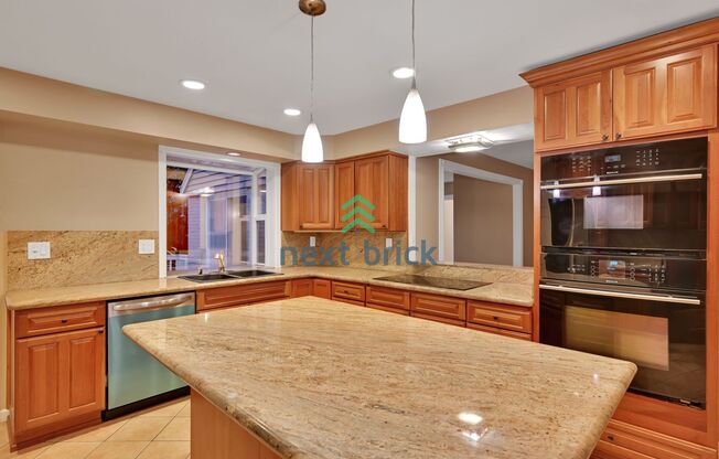 Stunning Bellevue Home for Rent