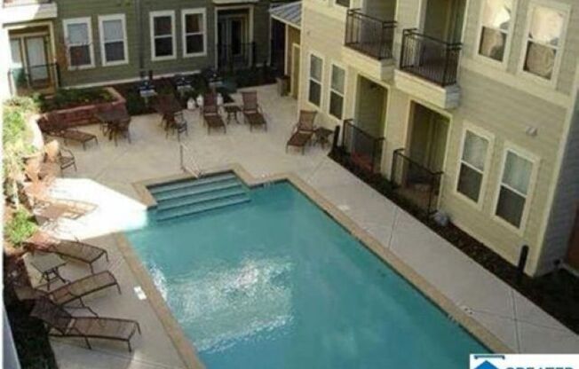 Wonderful 1 bedroom, 1 bathroom studio unit in the heart of the UAB Medical District