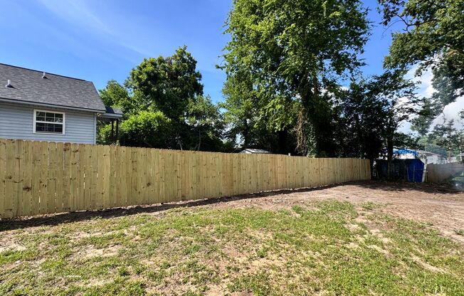 1224 13th Ave - 2 bedrooms - 1 1/2 baths