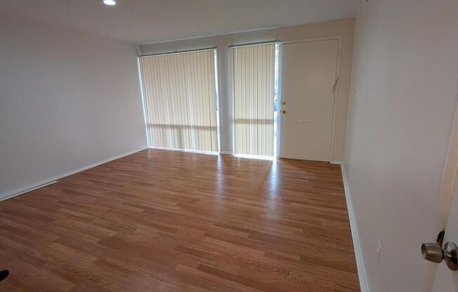 1 bed, 1 bath, $1,450, Unit # #A 3