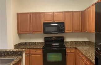 2494 LANCIEN COURT