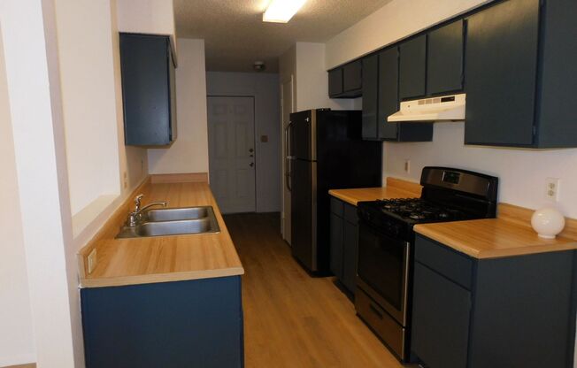 1708/1710 HORSESHOE CR