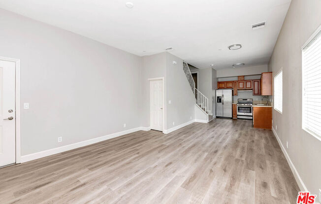2 beds, 2.5 baths, 1,200 sqft, $2,900, Unit 101