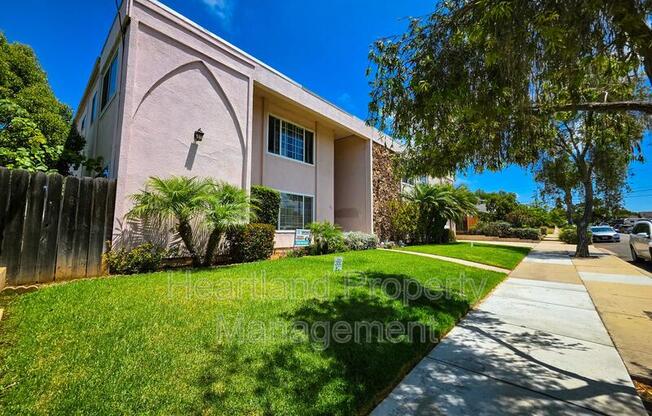 211 CYPRESS ST