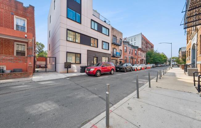 2 beds, 2 baths, 791 sqft, $3,995, Unit 4L