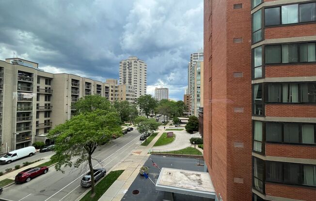 1 bed, 1 bath, $1,195, Unit 503