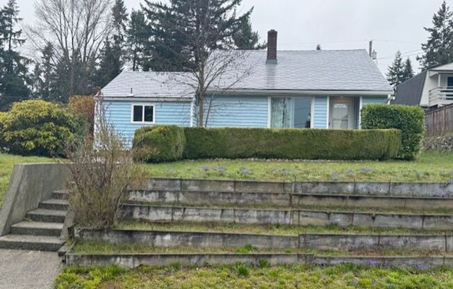 Alfi 23801 Duplex - Mountlake Terrace