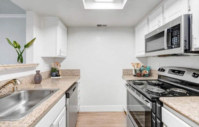 Efficient Appliances In Kitchen at The Park Apartments, California