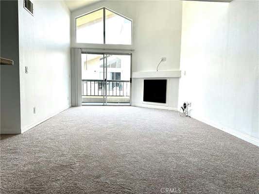 3 beds, 2 baths, 1,020 sqft, $3,200, Unit 314