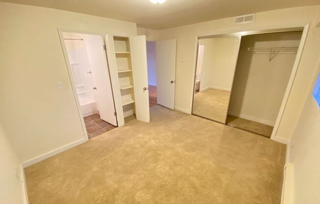 1 bed, 1 bath, 476 sqft, $1,695, Unit 406