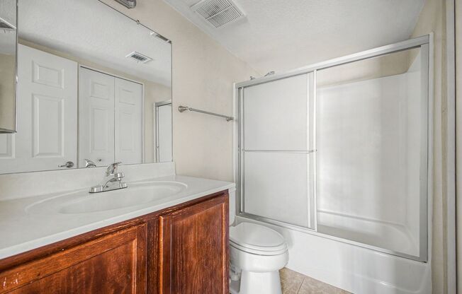 2 beds, 2 baths, $1,395, Unit # 1086