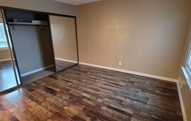 2 beds, 1 bath, $1,500