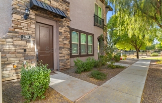 2740 S EQUESTRIAN DR