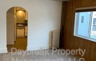 1121 2 AVE S