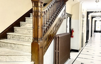 1 bed, 1 bath, 673 sqft, $3,350, Unit 39