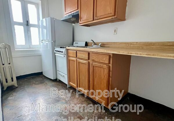 1001 CLIFTON AVE