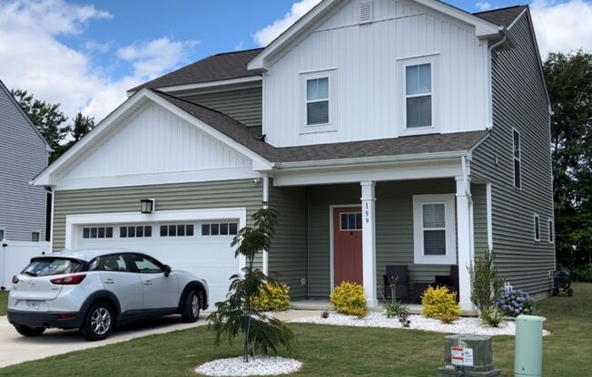 $500 OFF FIRST FULL MONTH'S RENT!  Gorgeous 3 Bedroom 3 Bathroom Located in Suffolk VA available July1, 2025