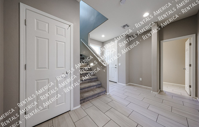 257 N 56 PL