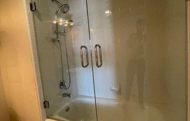 Wonderful Jr 1 bedroom 1 bath at The Beacon with Incredible City Views