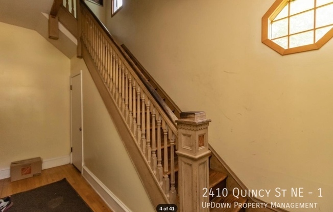 2410 Quincy St NE