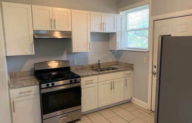 2 beds, 1 bath, $1,686, Unit 7639-3B