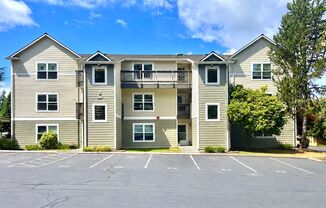 Kirkland 2BR Condo for Rent