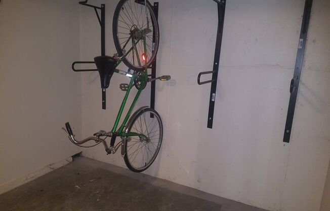 1 bed, 1 bath, 686 sqft, $1,525, Unit 38