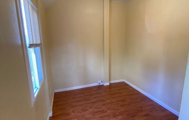 480 37th Street